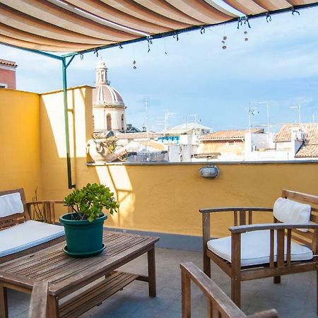 Cla & Ale Apartment Catania Bagian luar foto